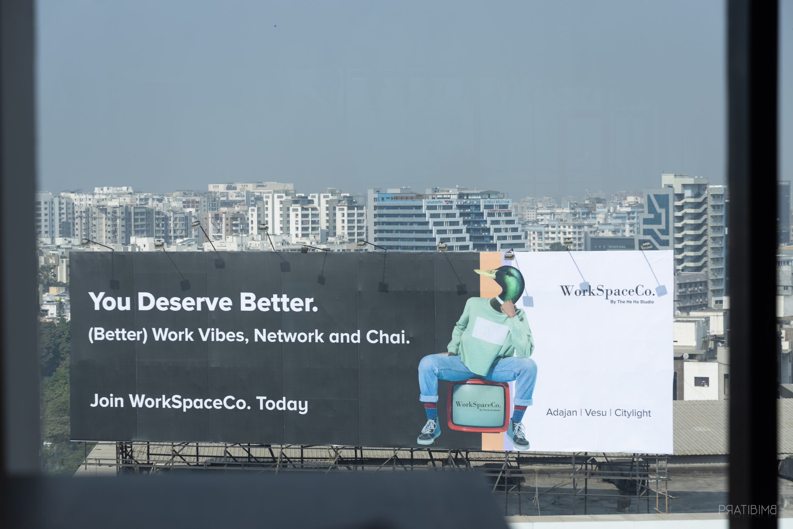 How Coworking Spaces Can Help You Save Money